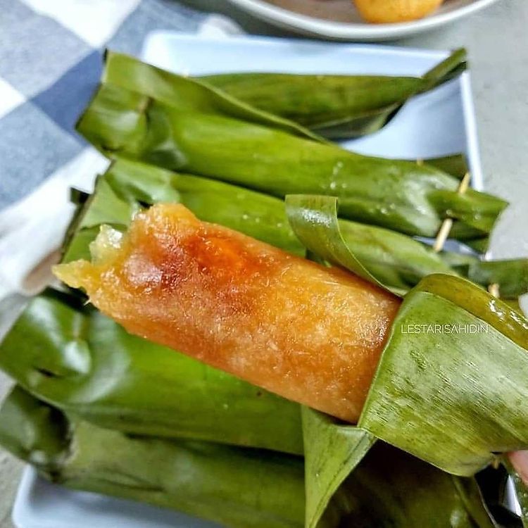 Kue Gula Merah Khas Nusantara