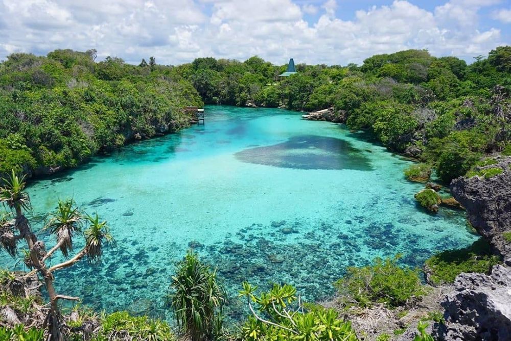 5 Danau Air Asin Tercantik di Indonesia, Bikin Ngebet Liburan!