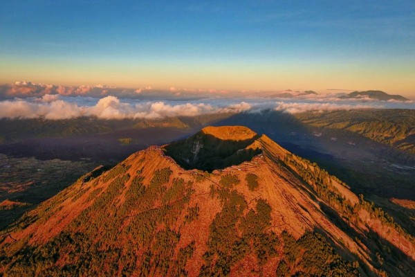 Sejarah Gunung Batur, Letusan Besar Pertama 29.300 Tahun