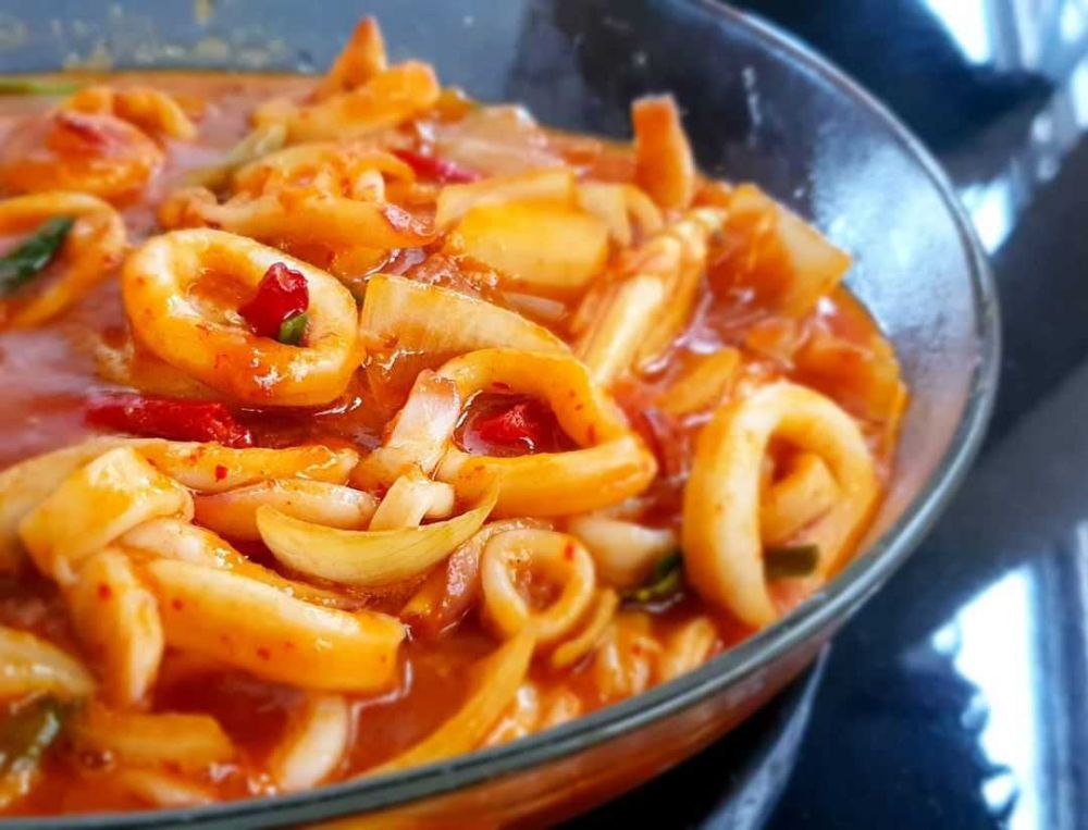 Tumis Cumi Cabai Hijau, Menu Seafood Nikmat untuk Keluarga