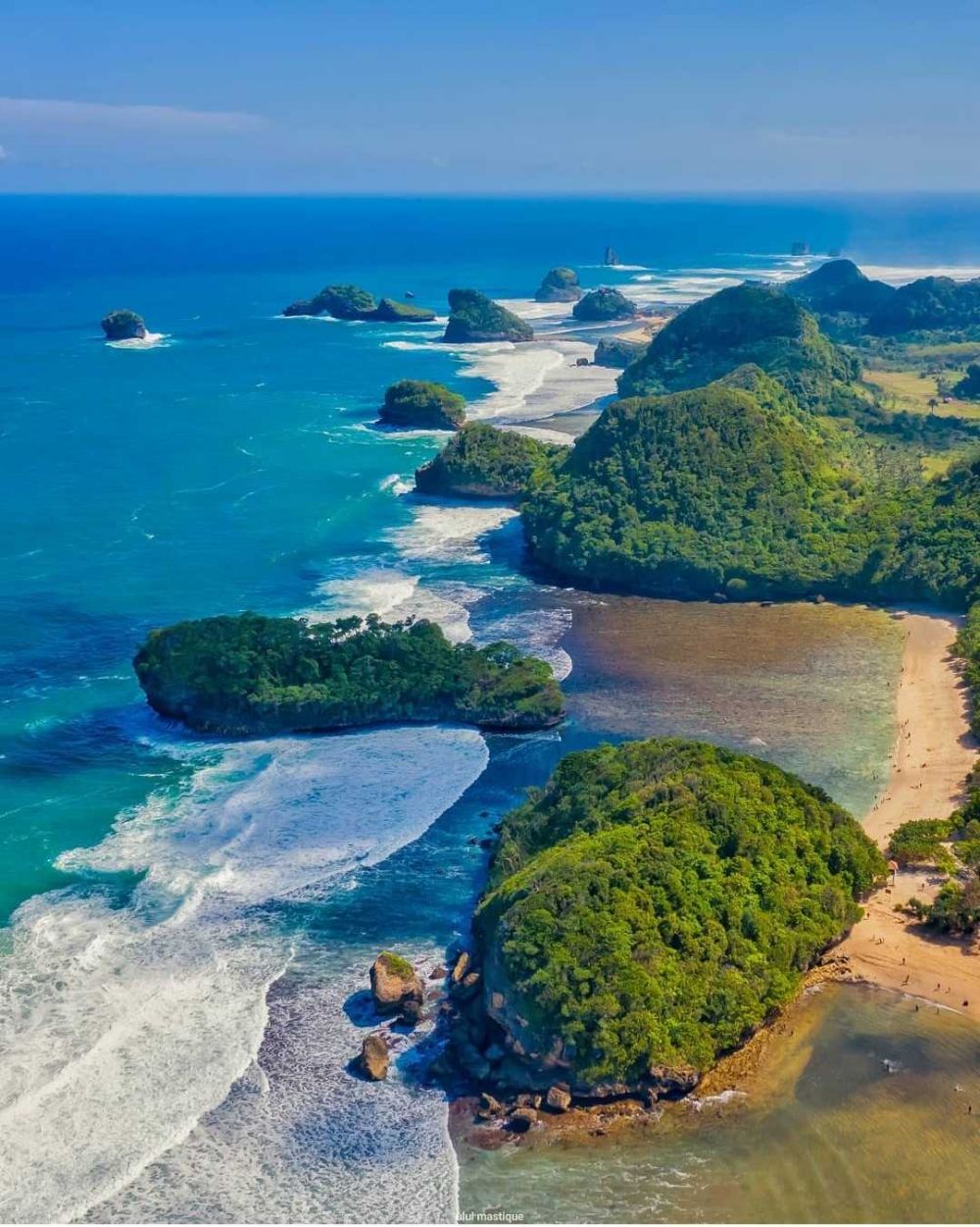 28 Wisata Pantai Di Malang Selatan Buat Vitamin Sea 