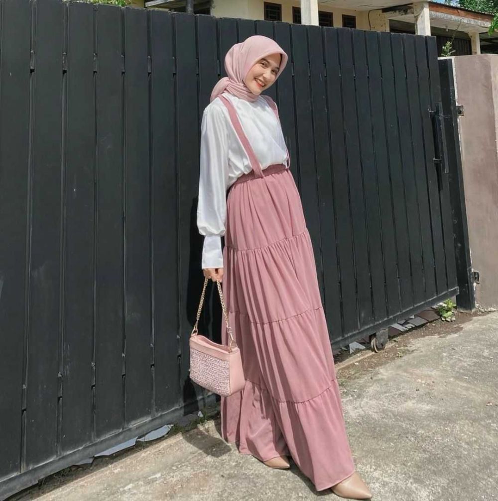 7 Warna Jilbab Netral yang Harus Dimiliki Hijabers
