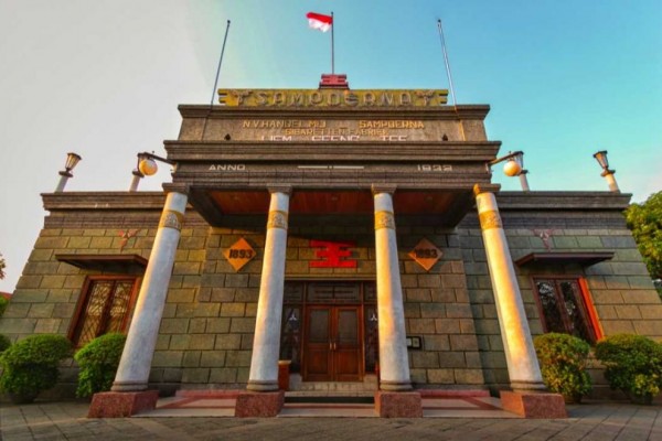 Alasan Wajib Mengunjungi House of Sampoerna di Surabaya