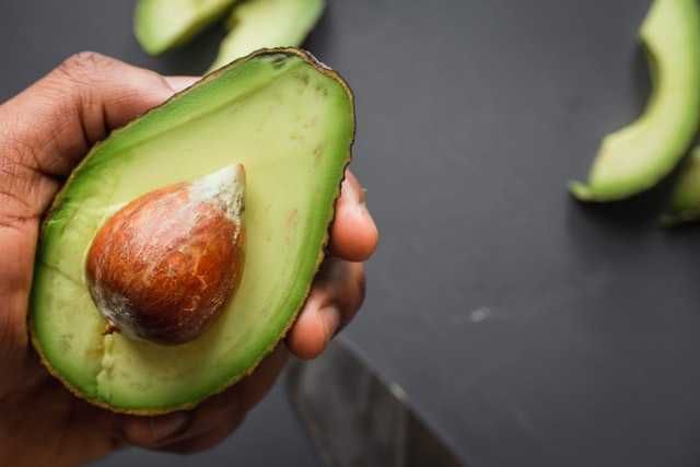 5 Makanan yang Dapat Memperlancar Buang Air Besar, Perut Lega! 