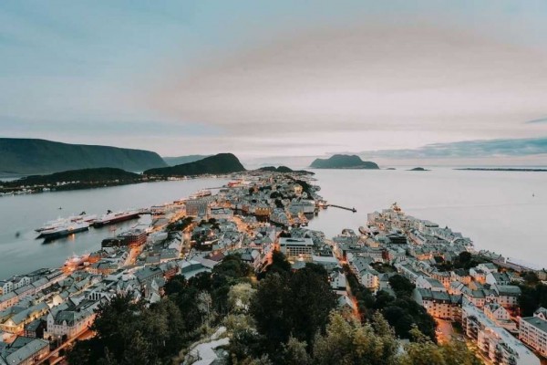 5 Destinasi Wisata di Alesund, Norwegia yang Keindahannya Juara!