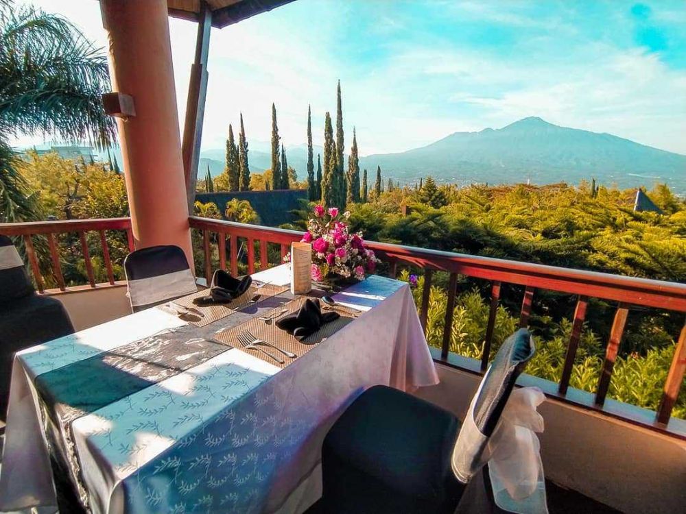 5 Rekomendasi Hotel Mewah di Batu dengan View Pegunungan Cantik 