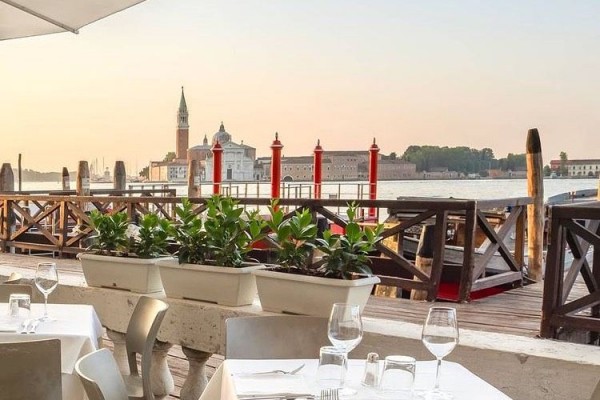 9 Potret Ombra del Leone, Restoran Super Kece di Venice-Italia