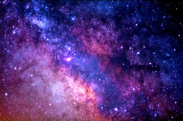 5 Fakta Unik Bimasakti, Galaksi Tua yang Jadi Rumah Matahari