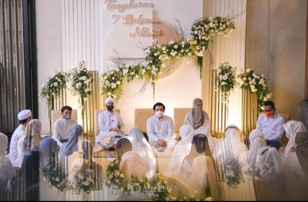 Momen Gender Reveal Dan Tasyakuran 7 Bulanan Wardah Maulina