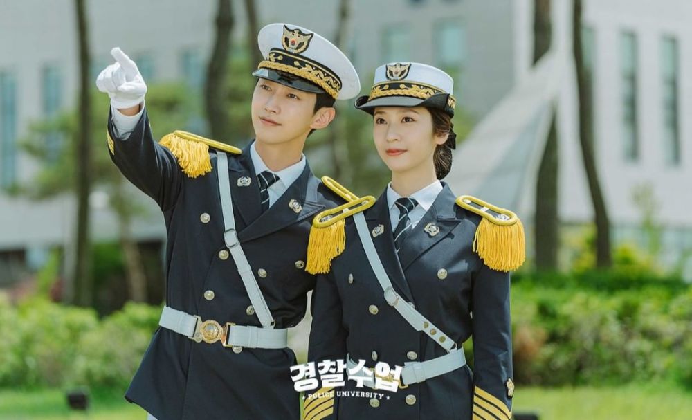 10 Kemesraan Krystal Dan Jung Jinyoung Di Police University