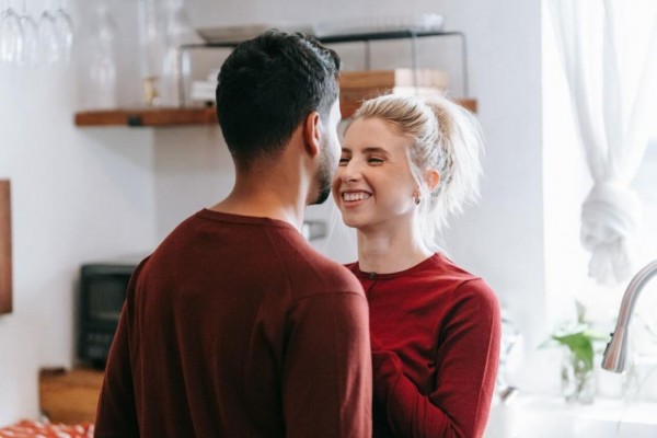 5 Tips Penting Merebut Hati Gebetan, Jangan Lupakan Self-Love!