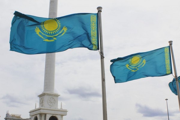 Kazakhstan Hukum Orang yang Gambar Simbol Z di Monumen PD II