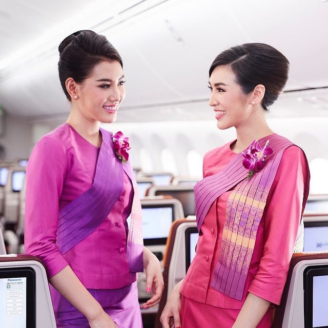 Thai Airways. Thai Airways Silk. Мехмонхона Thailand.