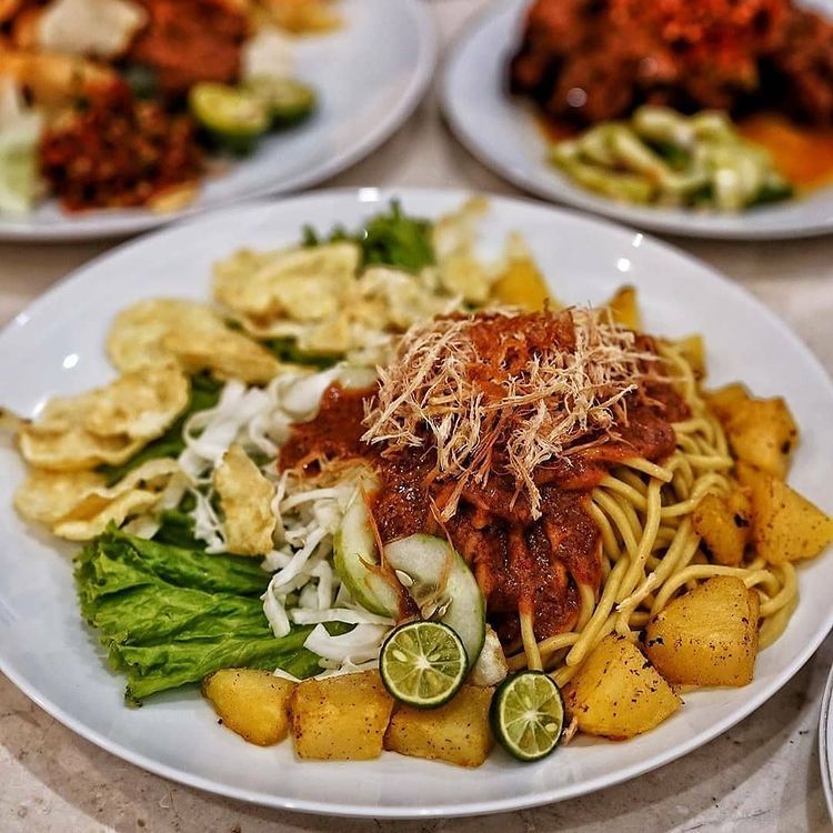 5 Kuliner Yang Bisa Dinikmati Usai Belanja Di Tanah Abang