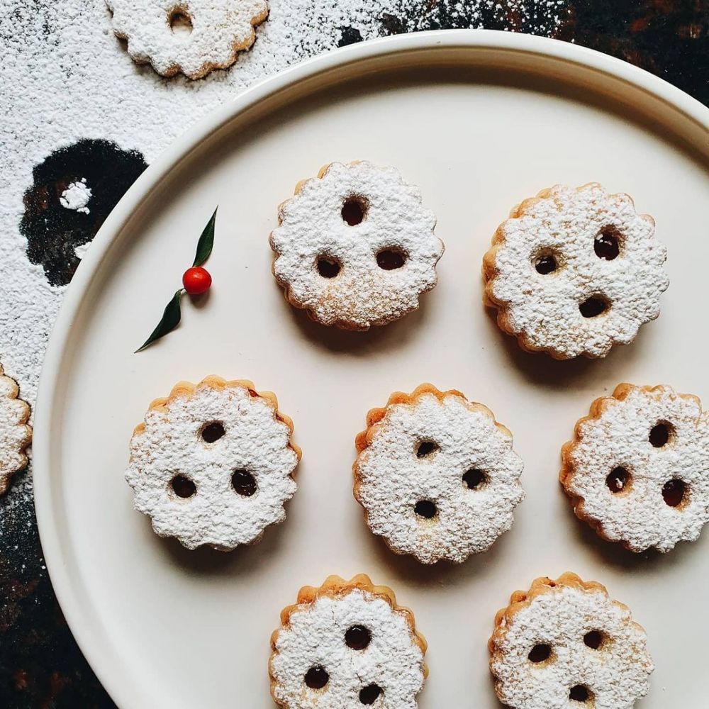 Linzer cookies month