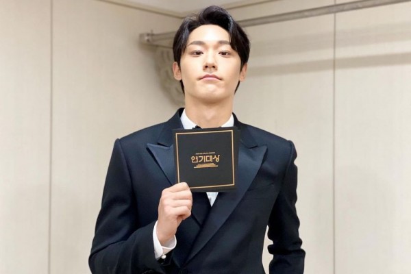 Biodata dan Profil Lengkap Lee Do Hyun, Aktor Spesialis Pasangan Noona