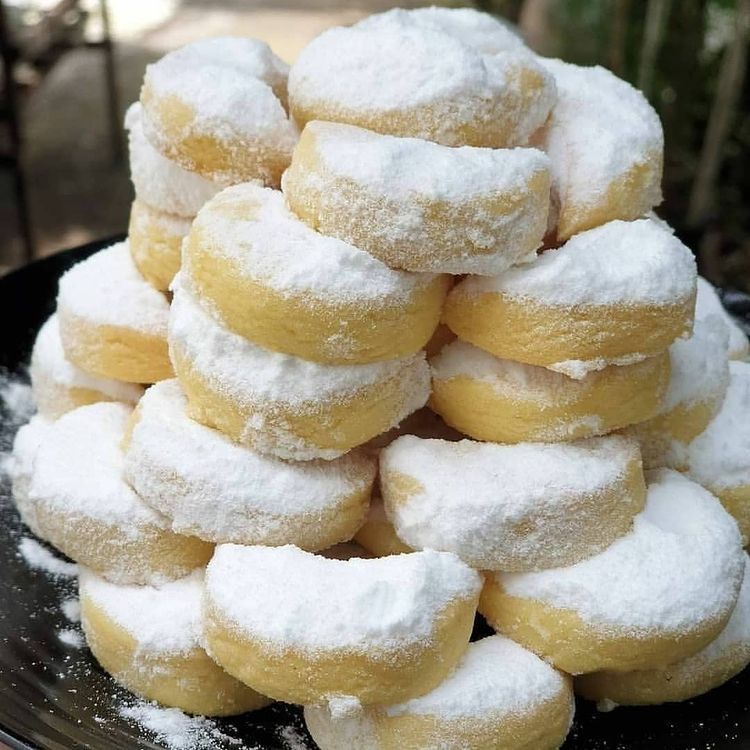 5 Kue Lokal Berselimut 'Salju' yang Manisnya Merayu Lidah, Sudah Tahu?