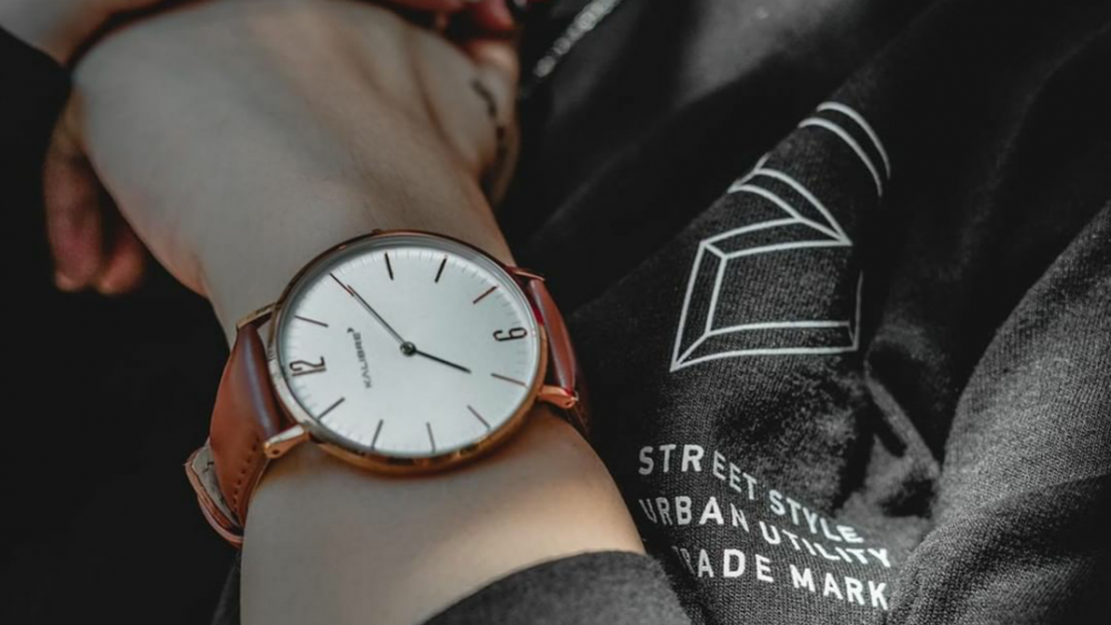 5 Jam Tangan Analog Rilisan Brand Lokal, Murah Berkualitas!