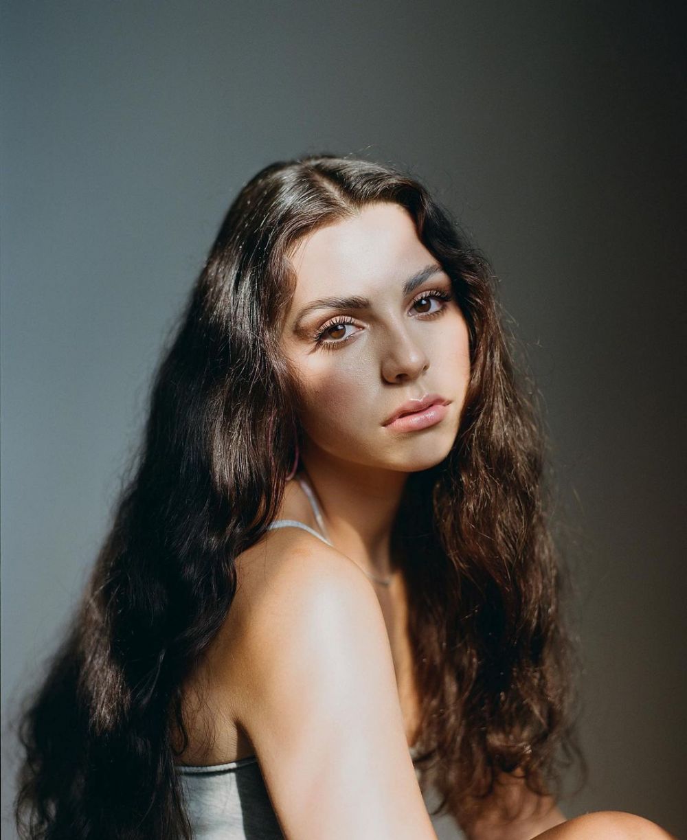 9 Fakta Savanna Leigh, Comeback via Lagu 'Bubblegum'