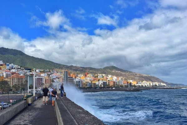 9 Pesona La Palma, Pulau Tempat Gunung Meletus di Canary