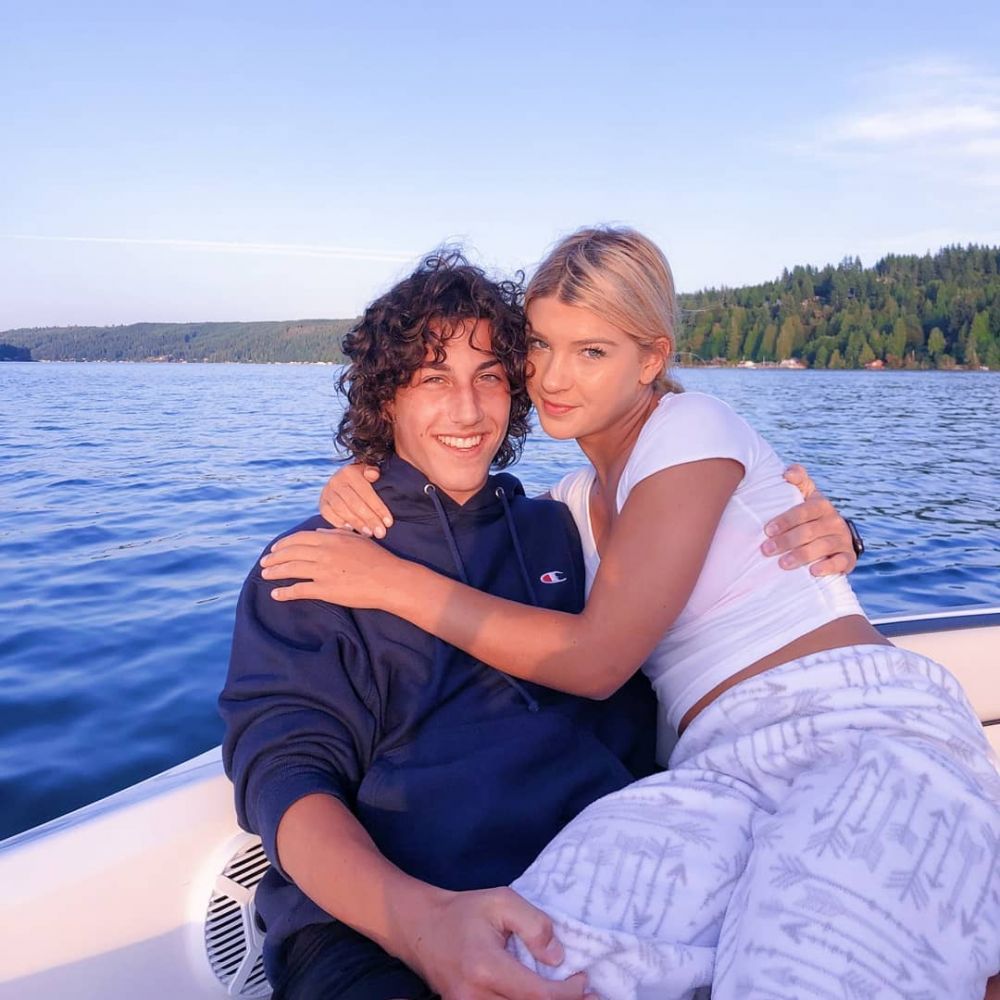 10 Potret Menawan Phoebe Gates, Putri Bungsu Bill Gates