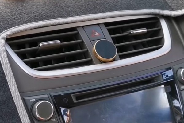 10 Tips biar AC Mobil Lebih Awet, Gak Perlu Keluar Uang!