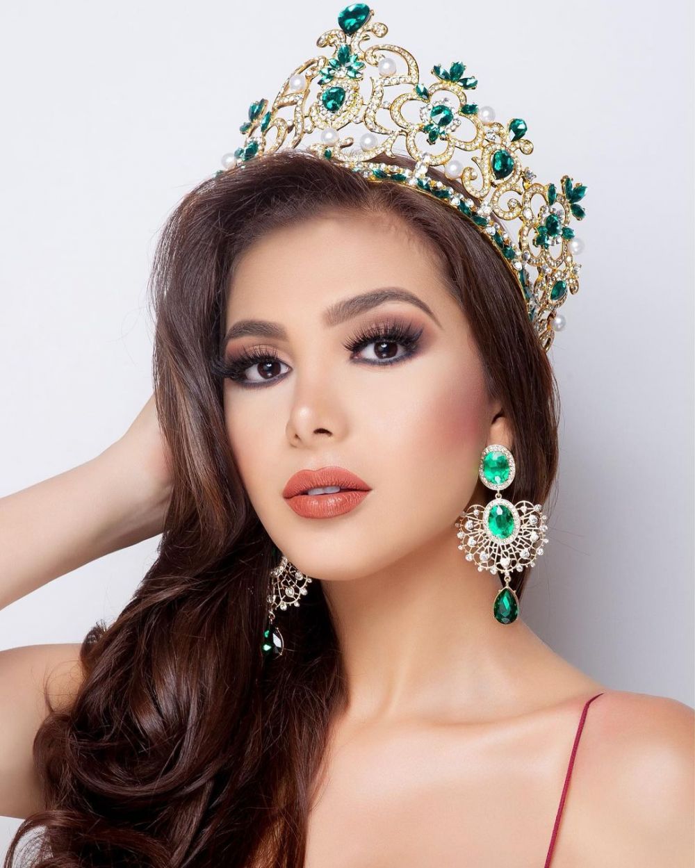 10 Potret Miss Universe Guatemala 2021 Dannia Guevara