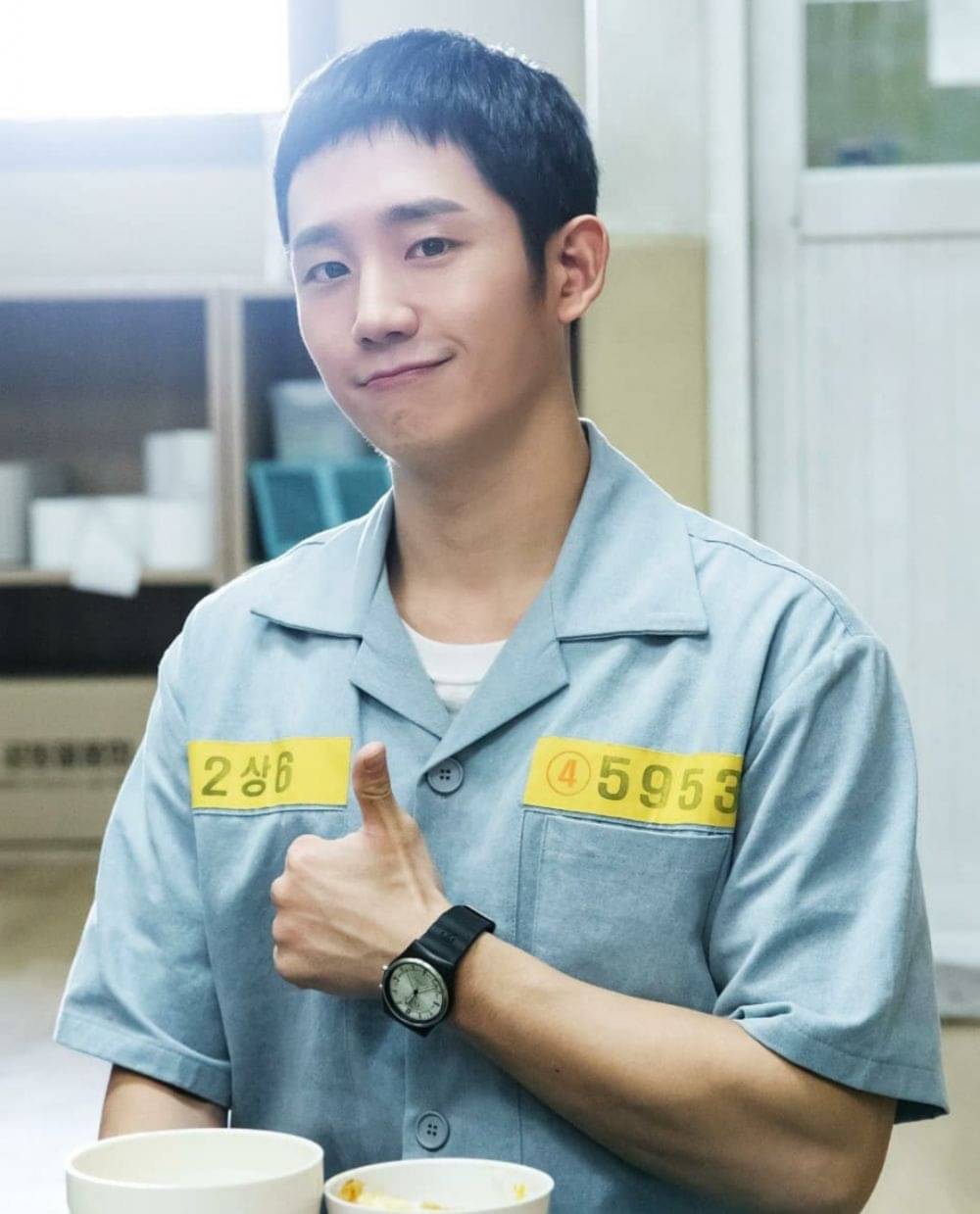 12 Drama Yang Dibintangi Jung Hae In, Lawan Main Jisoo