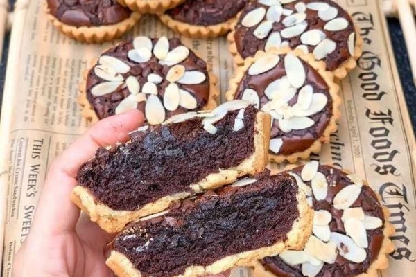 5 Langkah Bikin Pie Brownies Mini, Krispi di Luar Empuk di Dalam