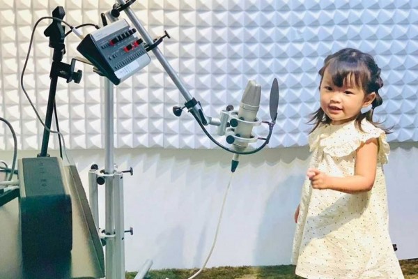 9 Penampilan Nonoka Murakata yang Ekspresif, Mood Booster Banget!