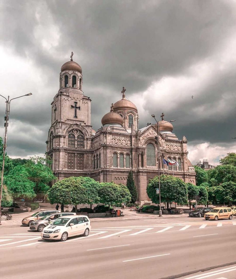 Tak Hanya Sofia, 5 Kota ini Layak jadi Destinasi Liburanmu di Bulgaria