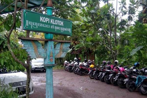 Warung Kopi Klotok, Tempat Makan Di Yogyakarta