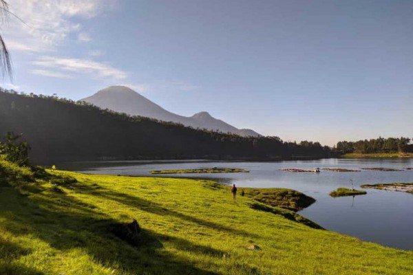 5 Telaga di Dieng yang Keindahannya Bikin Terpesona, Sejuk Abis!