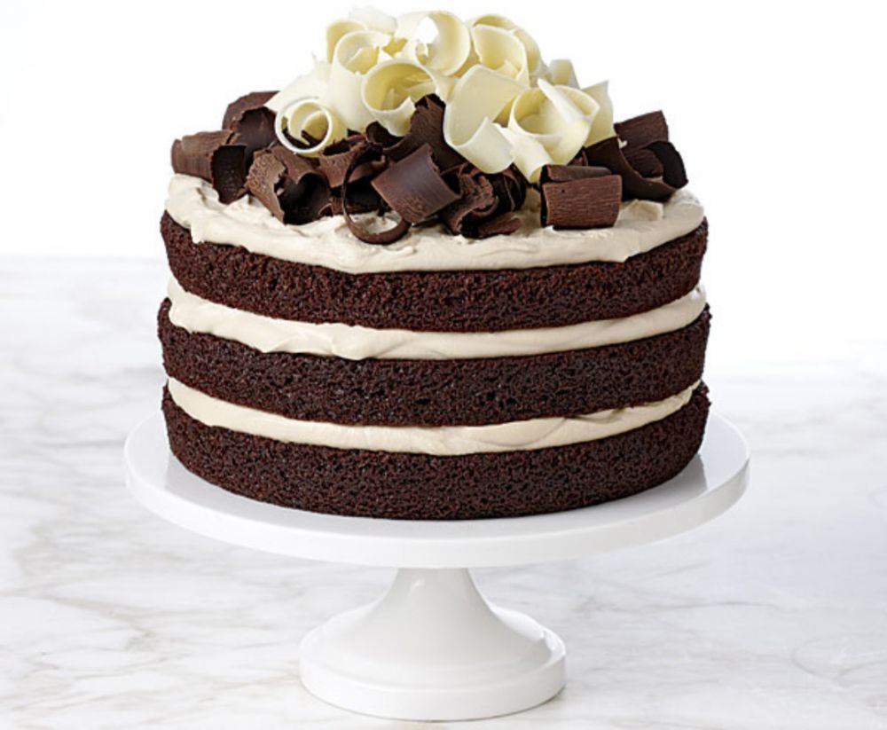 Бисквит бело шоколадный. Шоколадный торт. Коричневый торт. Торт круглый шоколадный. Торт кремовый шоколадный.