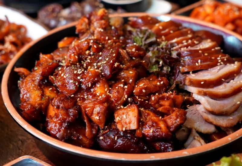Resep Jokbal Khas Korea, Olahan Kaki Babi yang Juicy Abis
