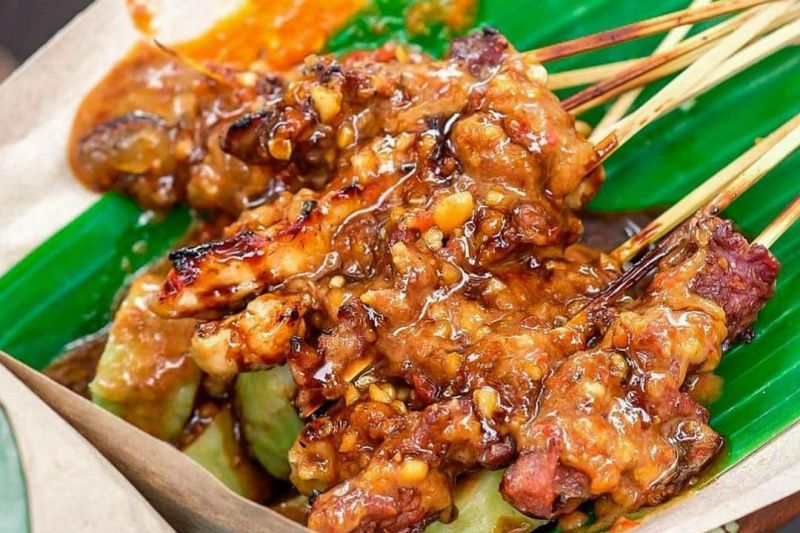 5 Kuliner Legendaris Di Bandung, Nikmatnya Bikin Lupa Diri!