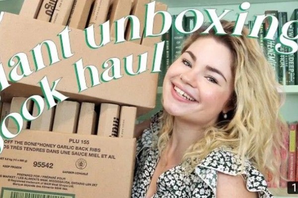 11 Video Giant Unboxing Buku, Bibliofil Wajib Nonton, nih!