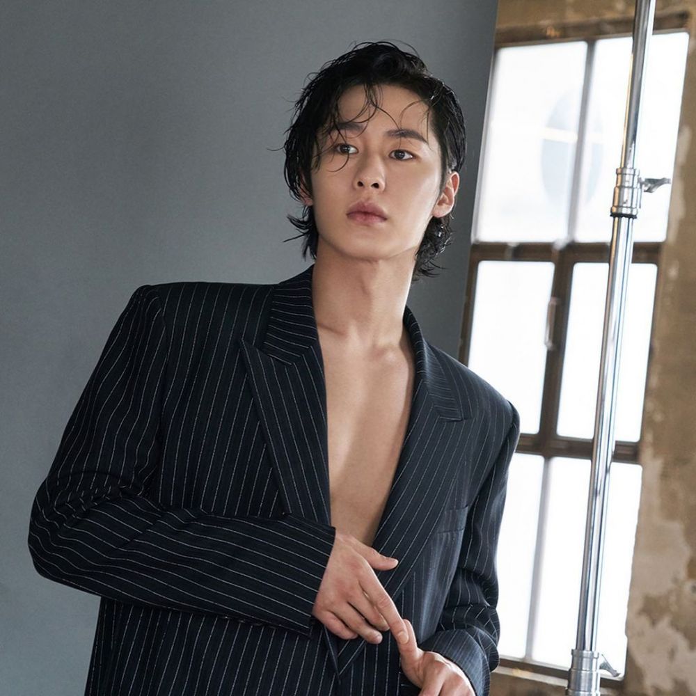 Profil dan Biodata Lee Jae Wook