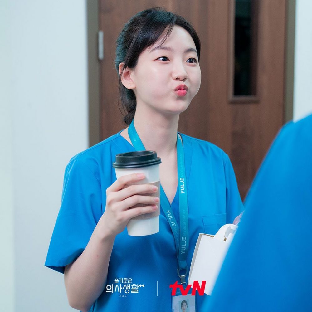 10 Adu Pesona Cho Yi Hyun di School 2021 vs. Hospital Playlist 2