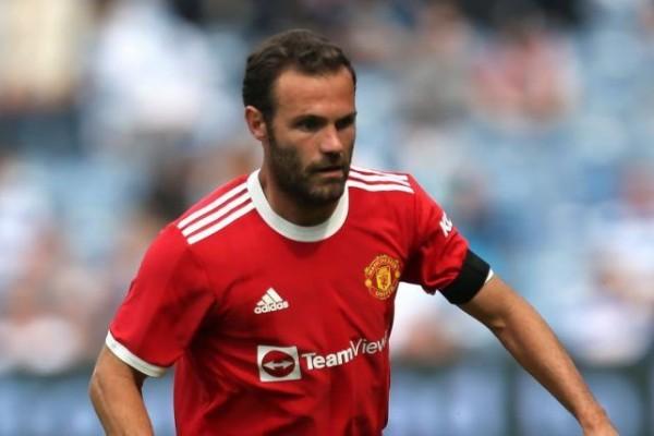 Salam Perpisahan Mengesankan Juan Mata di Old Trafford