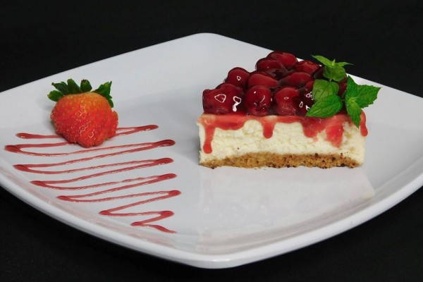 5 Santapan Manis dengan Macerated Fruit yang Bikin Segar