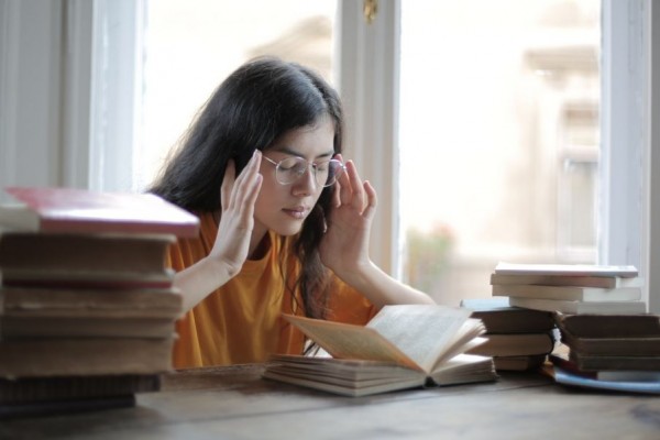 Terkesan Sepele, 6 Jenis Overthinking Ini Sering Bikin Stress Sendiri