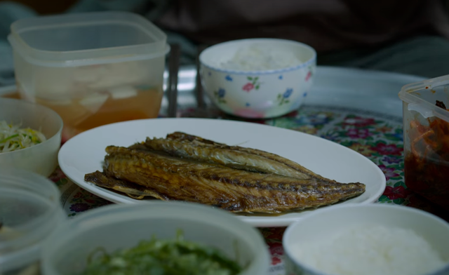 Ada Dalgona, 6 Makanan Korea Ini Muncul dalam Squid Game