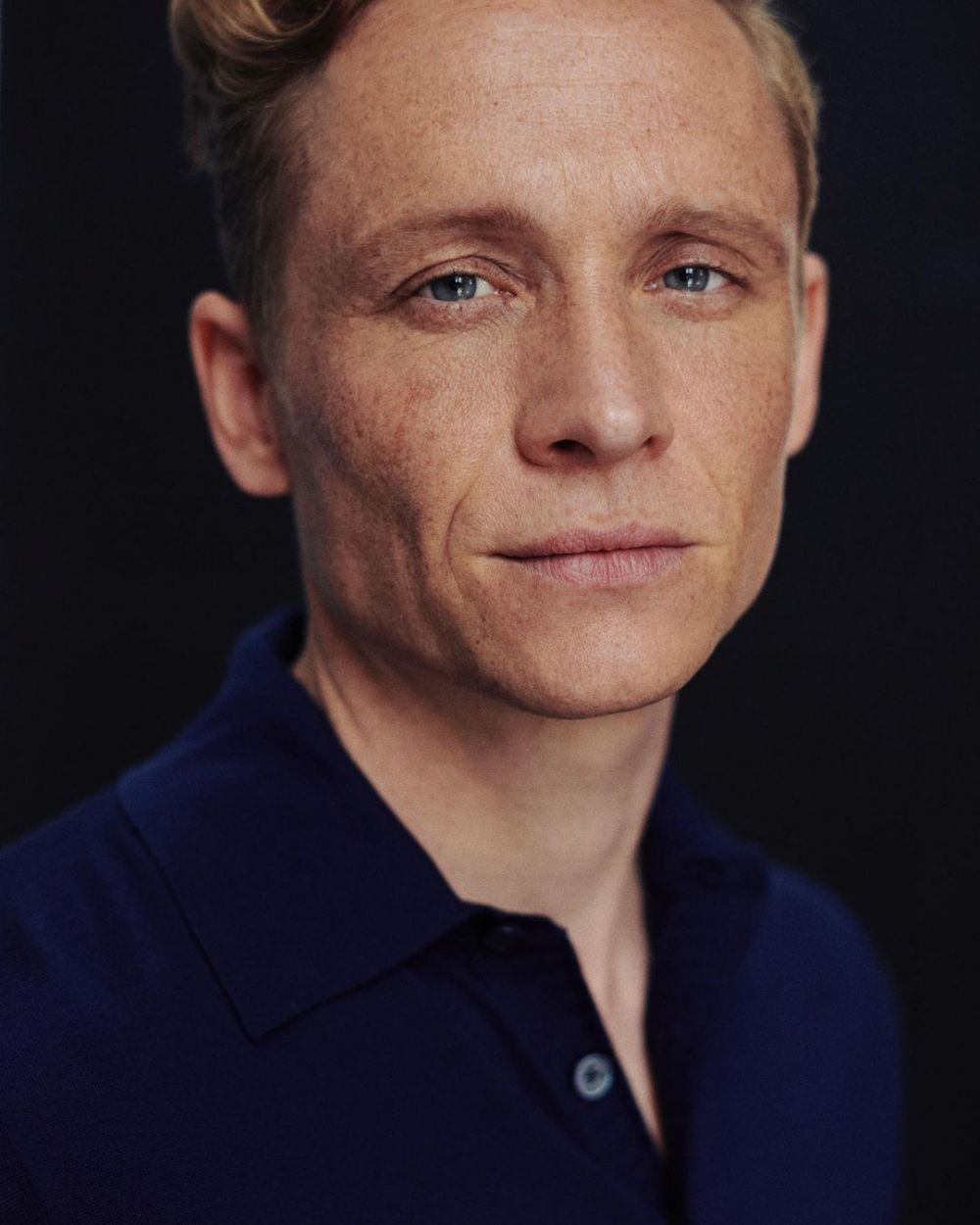 14 Fakta Matthias Schweighöfer, Aktor Jerman Karismatik!