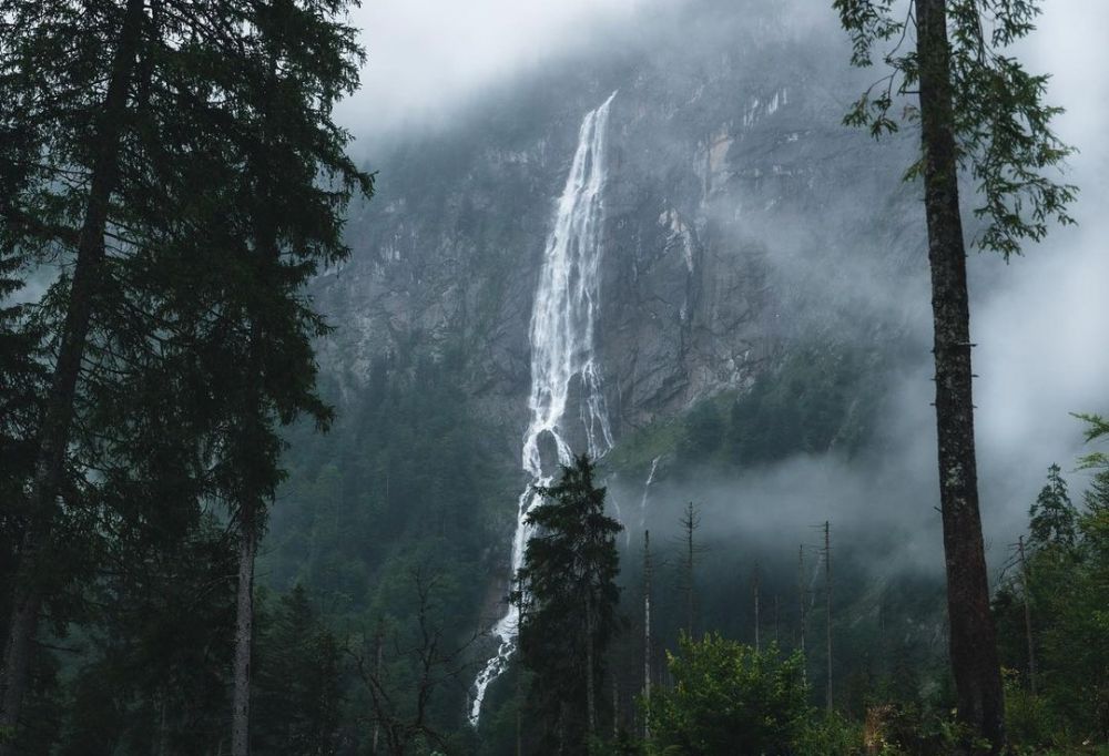 5 Destinasi Air Terjun Terindah di Jerman, Suasana Bikin Hati Damai!