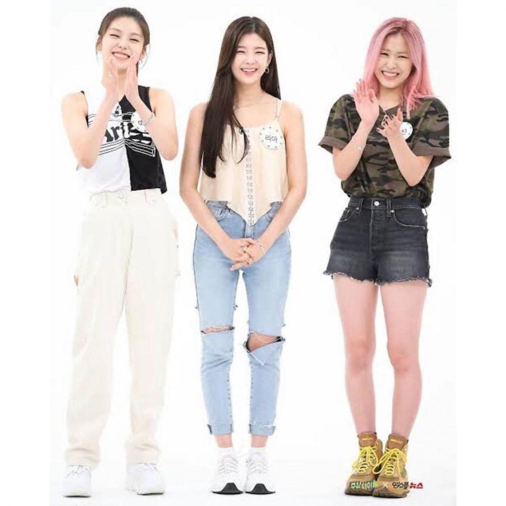 Inspirasi Gaya Kasual Lia Itzy Dengan Celana Jeans