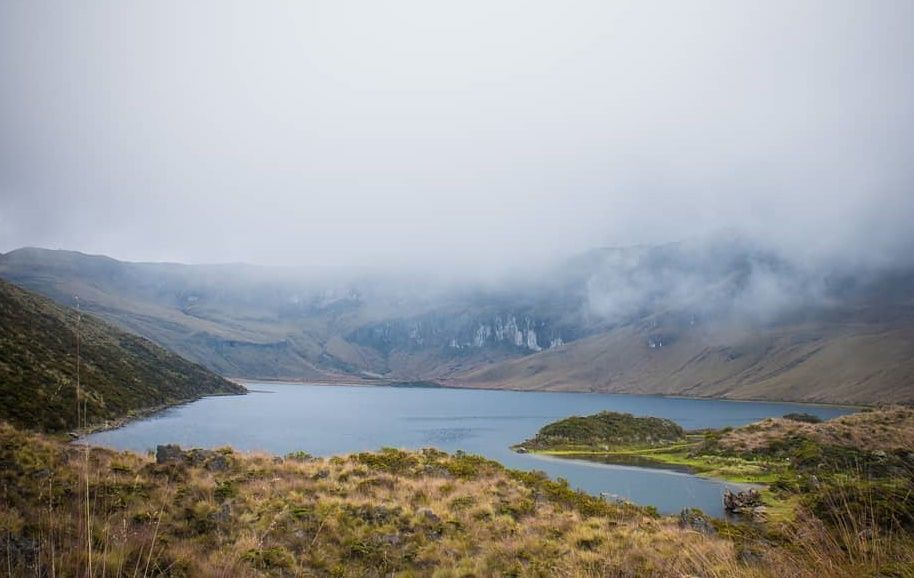 Danau Menawan yang Terdapat di Kolombia Panorama Tak Terlupakan