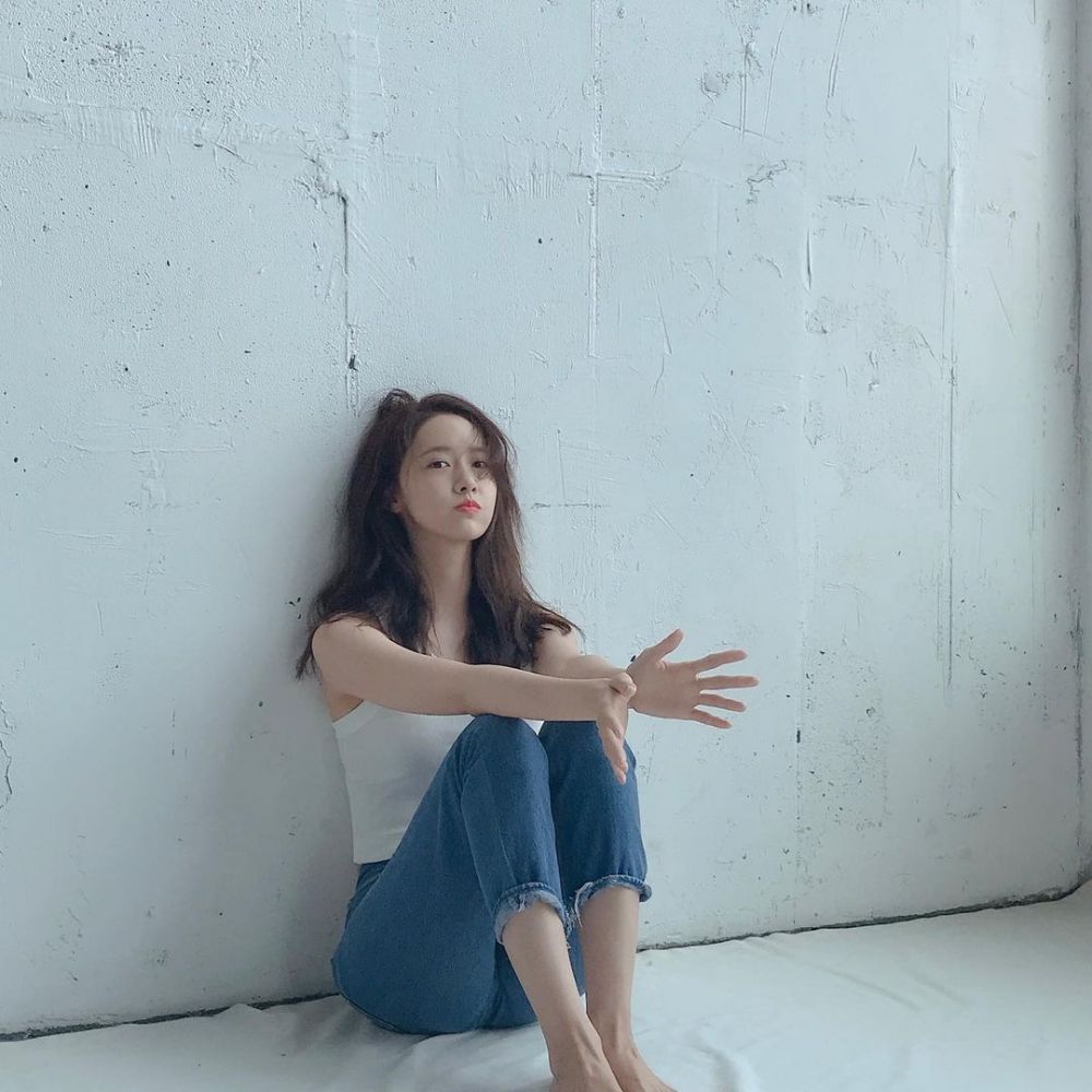 9 Mix and Match Jeans Ala Yoona SNSD, Cocok Buat Nongkrong