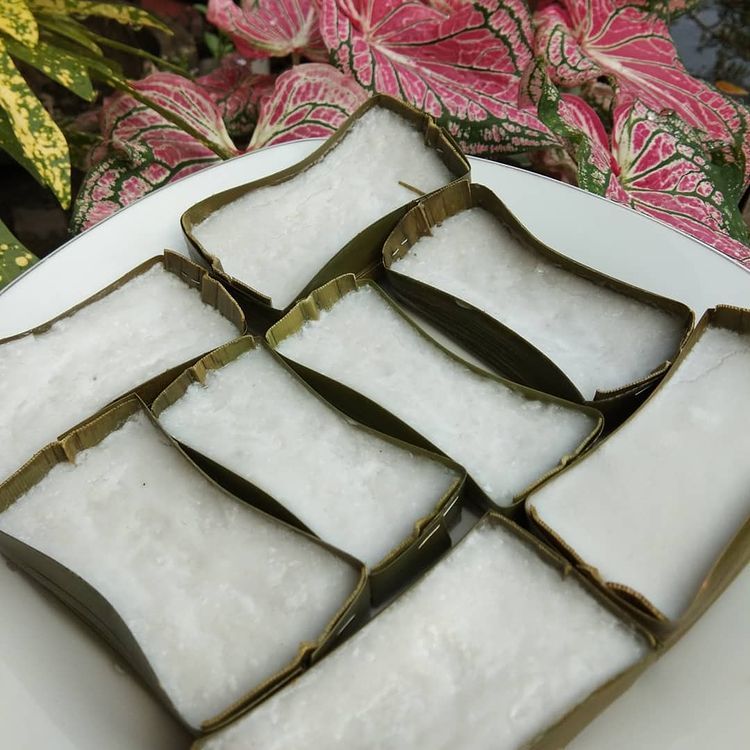 5 Kue Khas Kalimantan Terbuat dari Tepung Beras, Manisnya Menggoda!