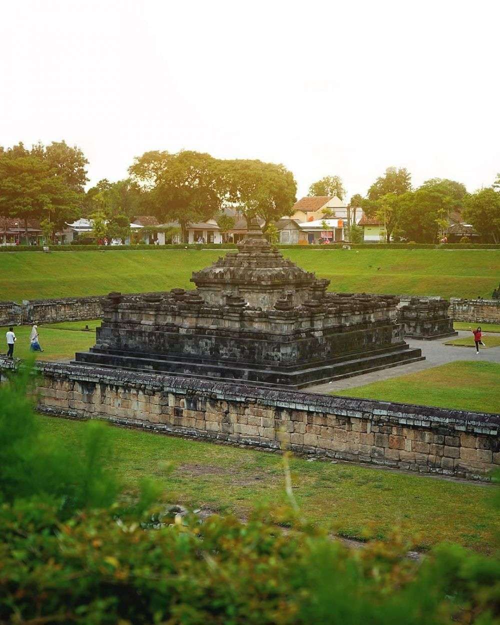 Selain Prambanan, Ini 6 Wisata Candi Terbaik Di Yogyakarta